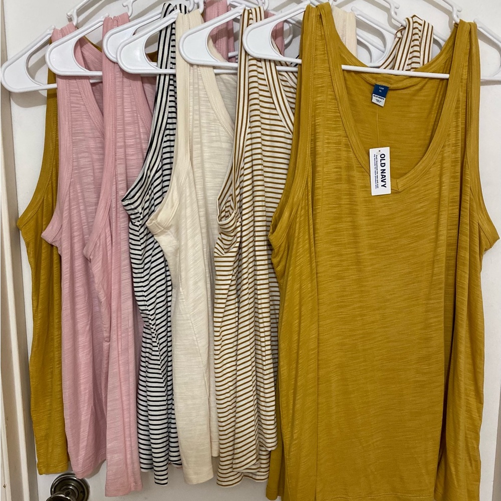 7 New with tags Old Navy sleeveless T-shirts tank tops luxe L/XL